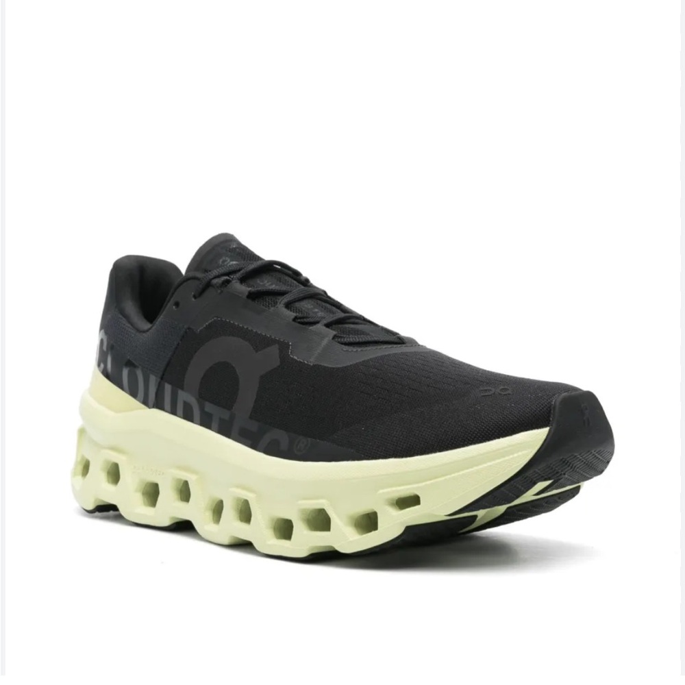 On Cloudmonster Men 
Black/Acacia size 12 preowned